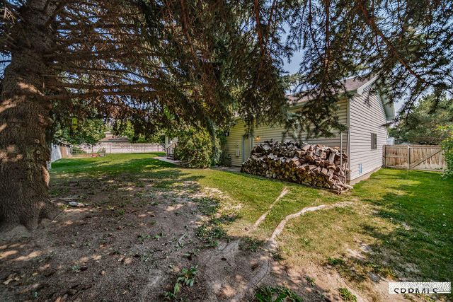 2730 Plommon Street, Idaho Falls, ID 83402