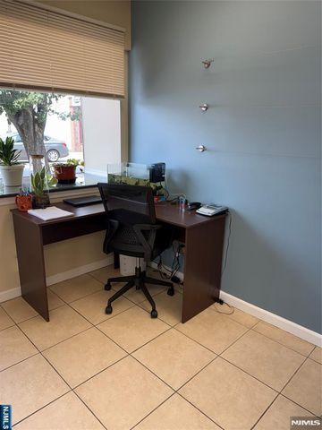 61 N Washington Avenue, Bergenfield, NJ 07621