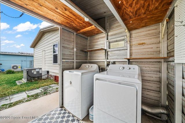 1945 Coco Plum Street NE, Palm Bay, FL 32905