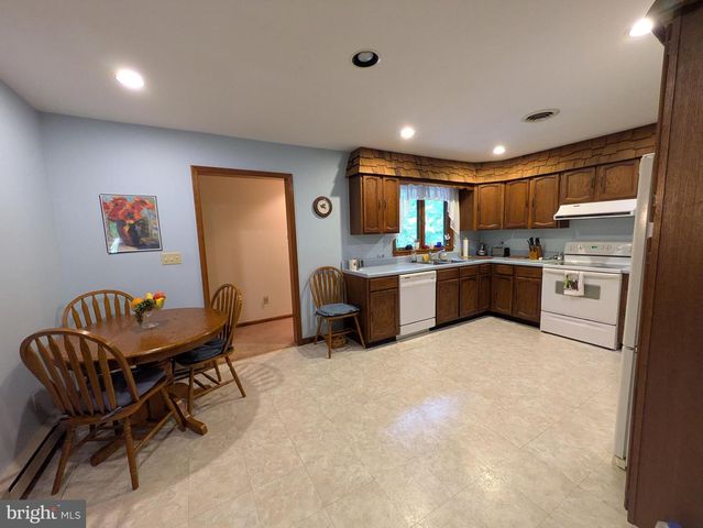 9683 THARP RD, Seaford, DE 19973