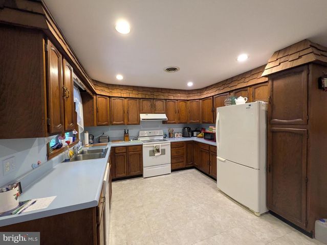 9683 THARP RD, Seaford, DE 19973