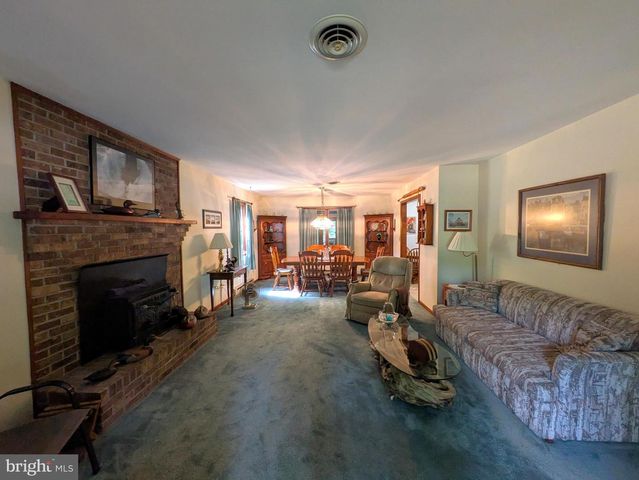 9683 THARP RD, Seaford, DE 19973
