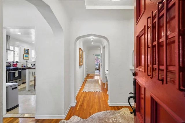 6145 W 6th Street, Los Angeles, CA 90048