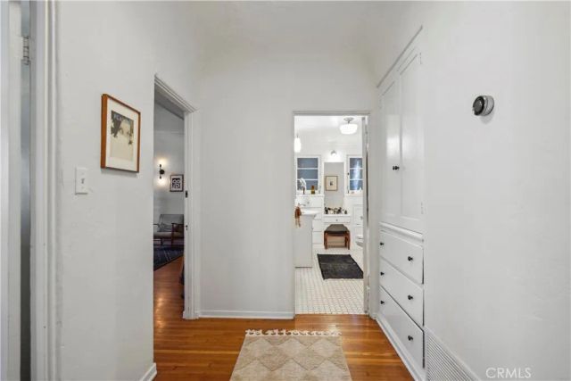 6145 W 6th Street, Los Angeles, CA 90048
