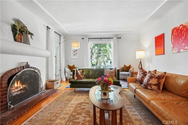 6145 W 6th Street, Los Angeles, CA 90048