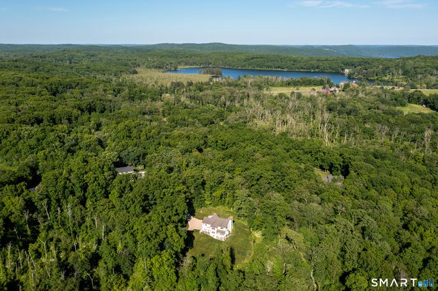 11 Stone Fences Lane, Kent, CT 06785