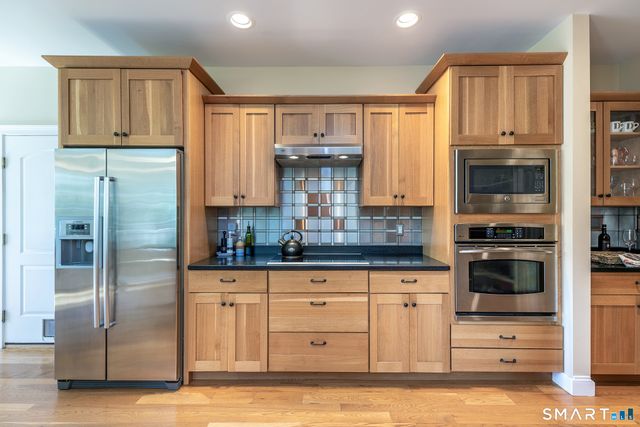 11 Stone Fences Lane, Kent, CT 06785