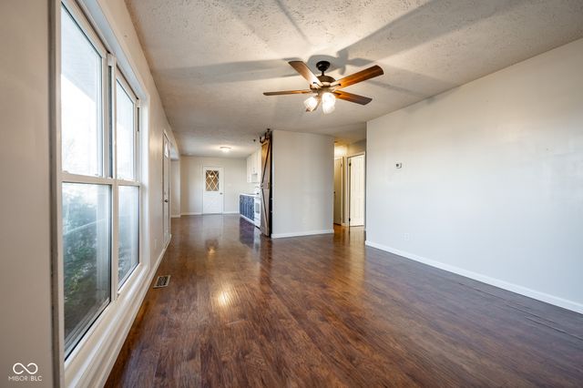 10839 N County Road 25 E, Brazil, IN 47834