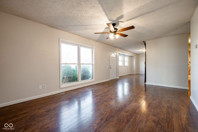 10839 N County Road 25 E, Brazil, IN 47834