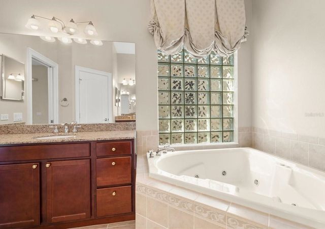 312 11TH AVENUE E, Palmetto, FL 34221