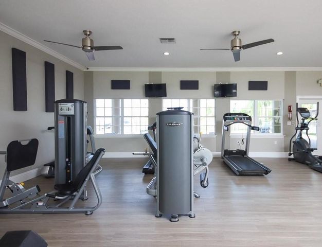 312 11TH AVENUE E, Palmetto, FL 34221