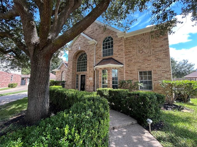 8230 Falling Water Court, Sugar Land, TX 77478