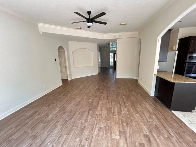 8230 Falling Water Court, Sugar Land, TX 77478