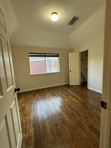 8230 Falling Water Court, Sugar Land, TX 77478