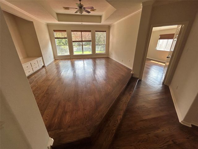8230 Falling Water Court, Sugar Land, TX 77478