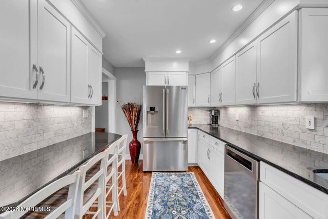 8 Highview Road, East Brunswick, NJ 08816
