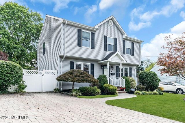 8 Highview Road, East Brunswick, NJ 08816