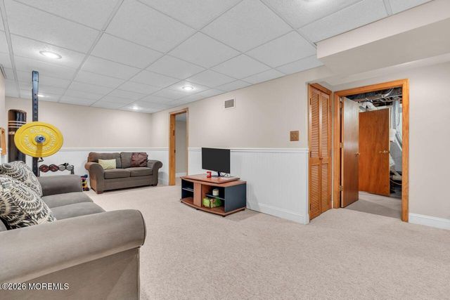 8 Highview Road, East Brunswick, NJ 08816