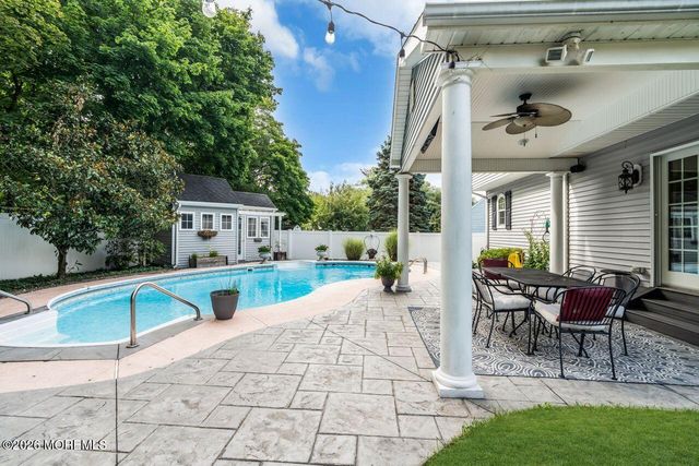 8 Highview Road, East Brunswick, NJ 08816