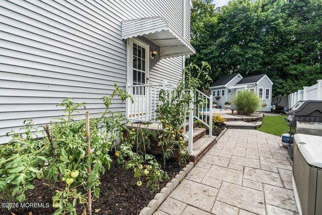 8 Highview Road, East Brunswick, NJ 08816