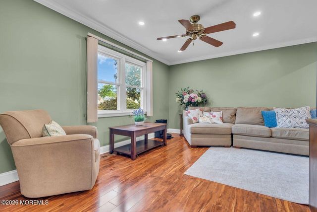 8 Highview Road, East Brunswick, NJ 08816