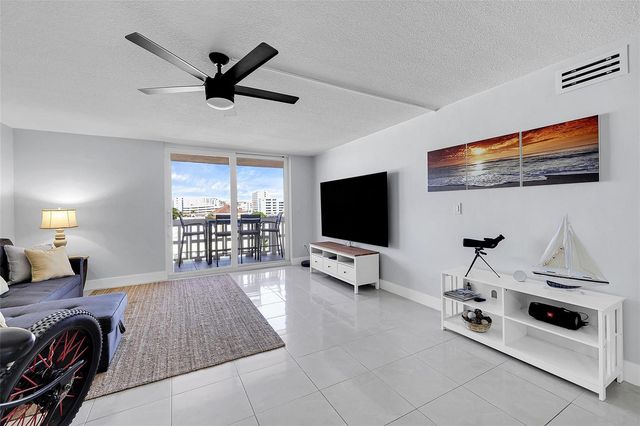 801 S Ocean Drive 605, Hollywood, FL 33019