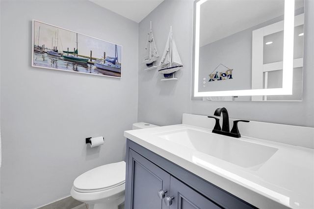 801 S Ocean Drive 605, Hollywood, FL 33019