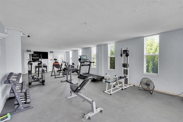 801 S Ocean Drive 605, Hollywood, FL 33019