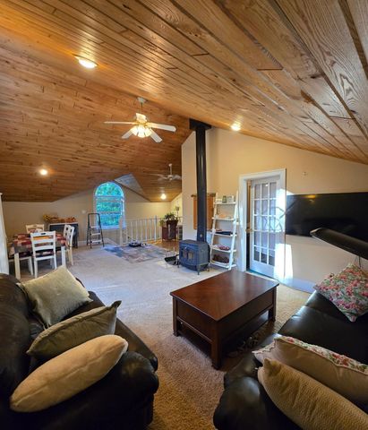 18302 Johnson Road, Brainerd, MN 56401