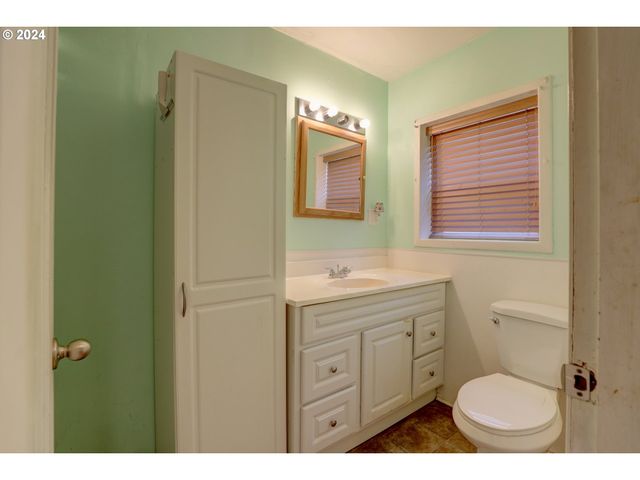 5700 HIGHWAY 30W, The Dalles, OR 97058