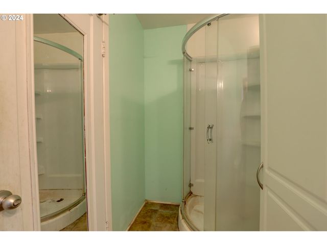 5700 HIGHWAY 30W, The Dalles, OR 97058
