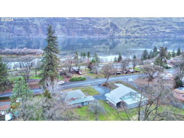 5700 HIGHWAY 30W, The Dalles, OR 97058