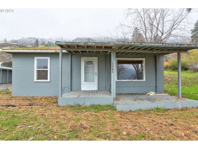 5700 HIGHWAY 30W, The Dalles, OR 97058