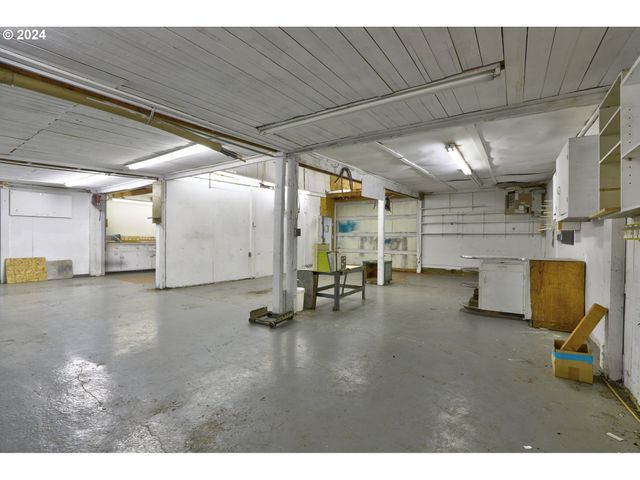 5700 HIGHWAY 30W, The Dalles, OR 97058