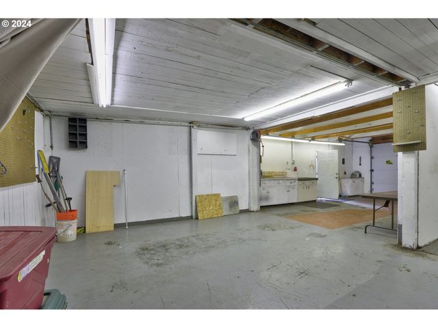 5700 HIGHWAY 30W, The Dalles, OR 97058