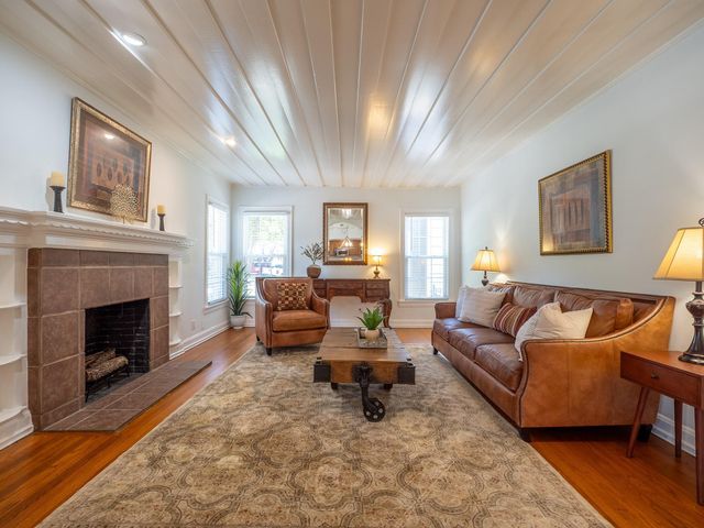 32 Margranita CRES, Austin, TX 78703