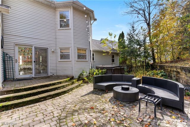 10424 Oviatt Lane, Twinsburg, OH 44087