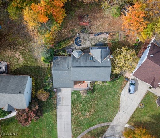 10424 Oviatt Lane, Twinsburg, OH 44087