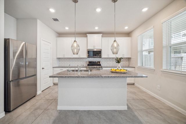 1512 Parkland Oak Drive, Houston, TX 77084