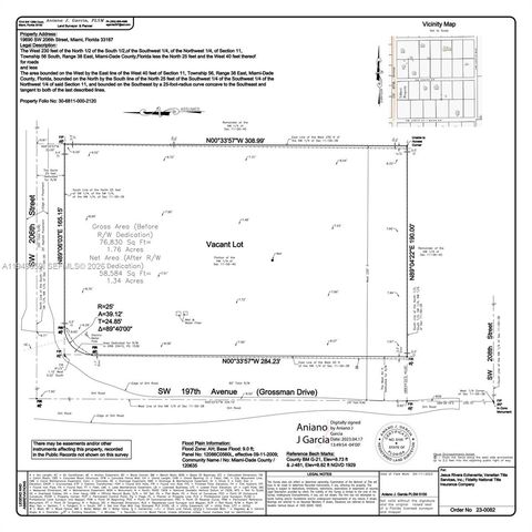 19690 SW 206th St, Miami, FL 33187