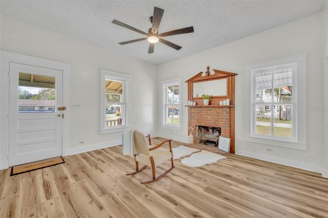 2101 E WARM SPRINGS AVENUE, Coleman, FL 33521