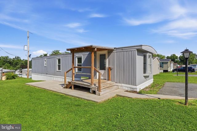 40 WALMAR MNR, Dillsburg, PA 17019