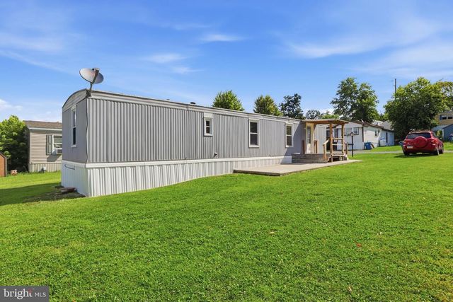 40 WALMAR MNR, Dillsburg, PA 17019