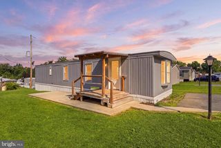 40 WALMAR MNR, Dillsburg, PA 17019