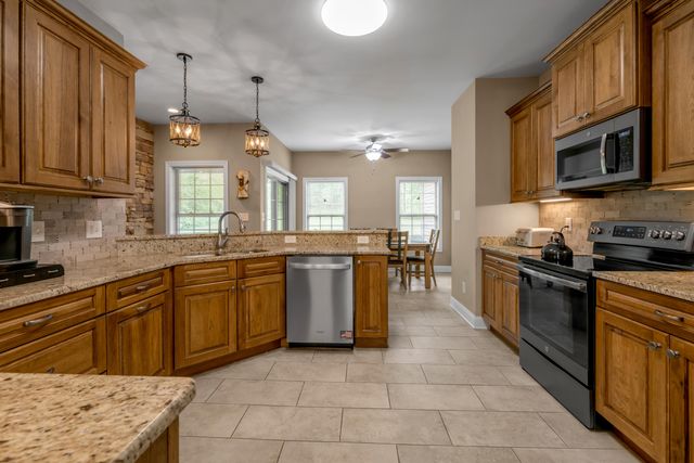 1208 White Oak Road, Stamping Ground, KY 40379