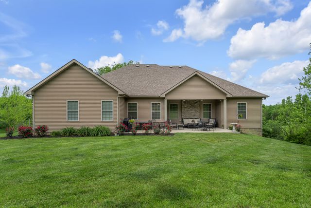 1208 White Oak Road, Stamping Ground, KY 40379