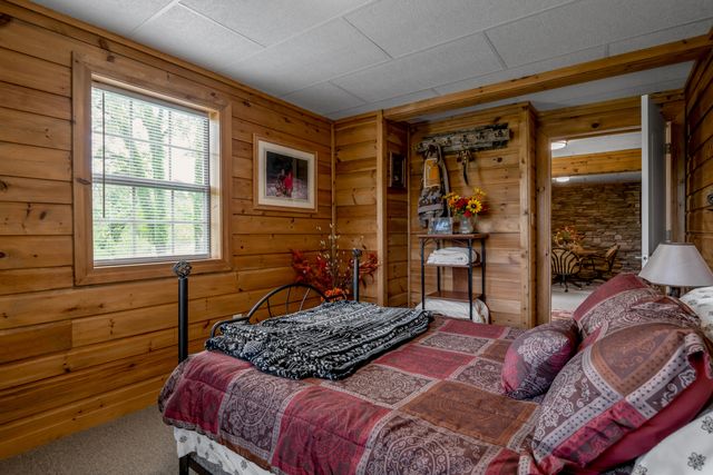 1208 White Oak Road, Stamping Ground, KY 40379