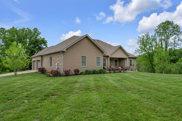 1208 White Oak Road, Stamping Ground, KY 40379