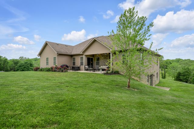 1208 White Oak Road, Stamping Ground, KY 40379