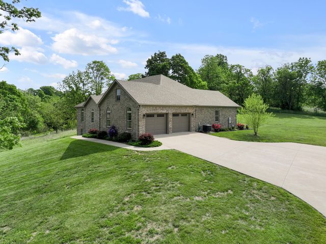 1208 White Oak Road, Stamping Ground, KY 40379